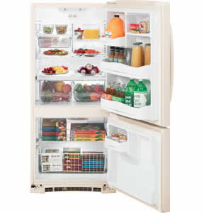 GE GBSC0HBXCC Bottom Freezer Refrigerator