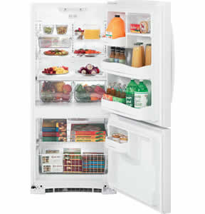 GE GBSC0HBXWW Bottom Freezer Refrigerator