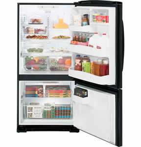 GE GBSC3HBXBB Bottom Freezer Refrigerator