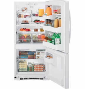 GE GBSC3HBXWW Bottom Freezer Refrigerator